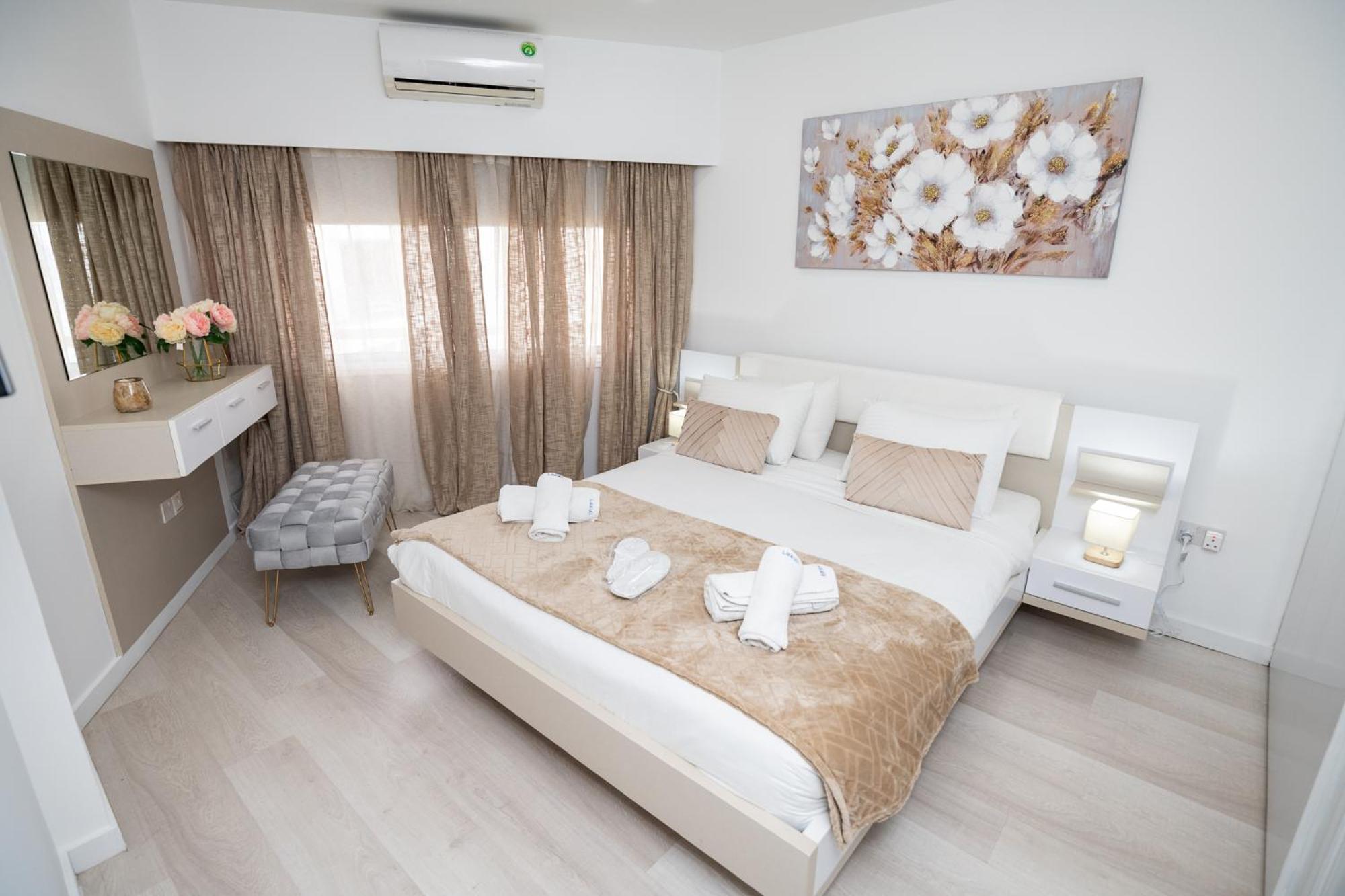 Lazuli Beach & Pool Apartment 501 لارنكا المظهر الخارجي الصورة