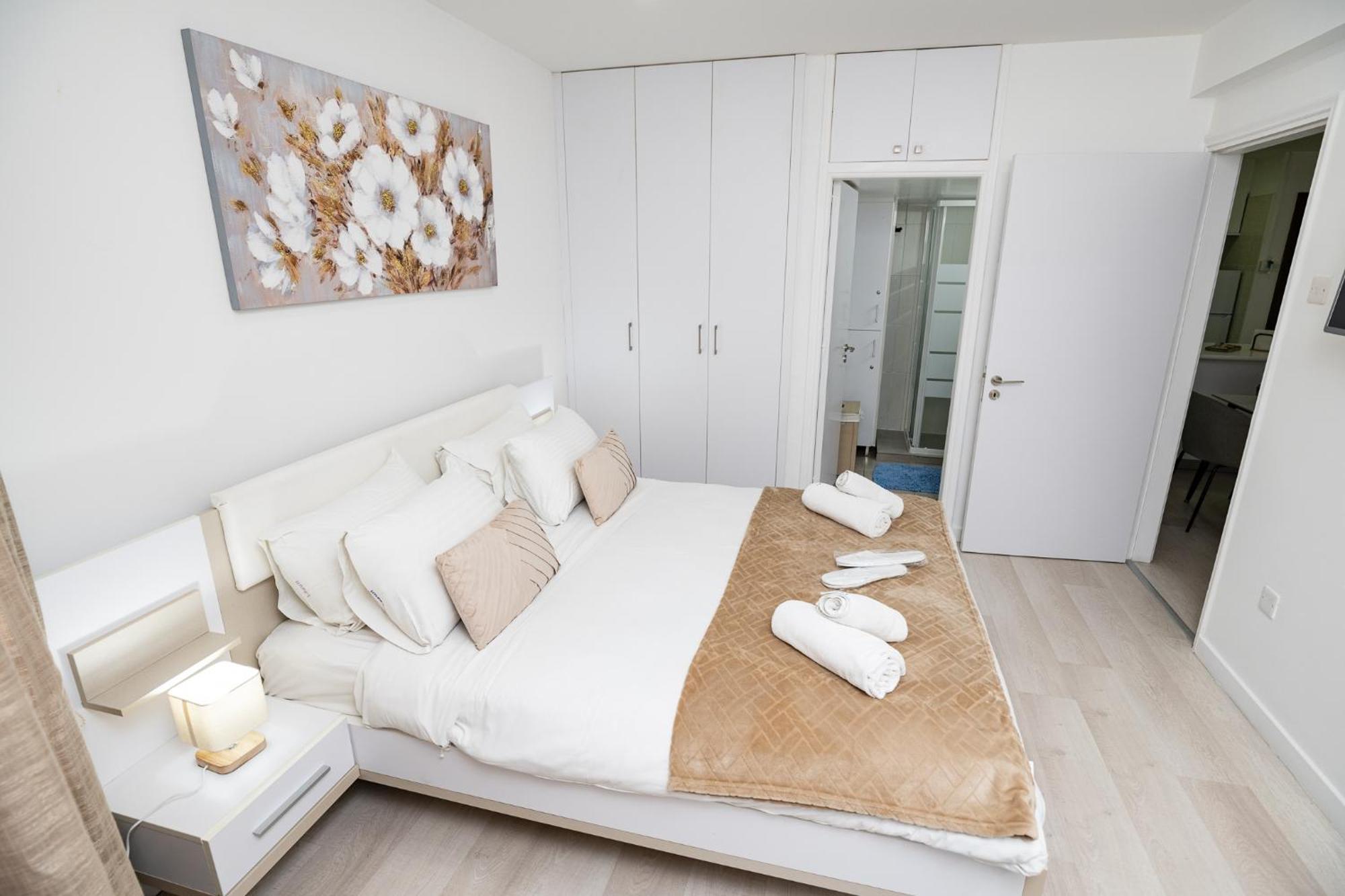 Lazuli Beach & Pool Apartment 501 لارنكا المظهر الخارجي الصورة